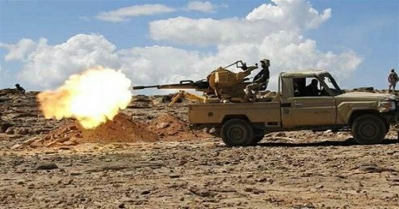قوات الجيش تصد هجمات متتالية ومصرع وجرح عشرات الحوثيين غربي مأرب
