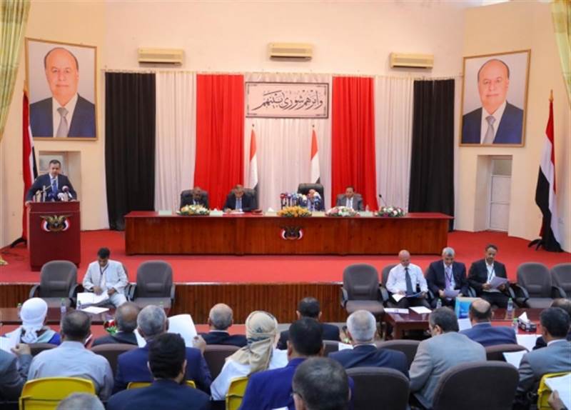 البرلمان في رسالة للرئيس.. خذلان مأرب والجوف انتكاسة للشرعية وتتحملون مسؤوليته