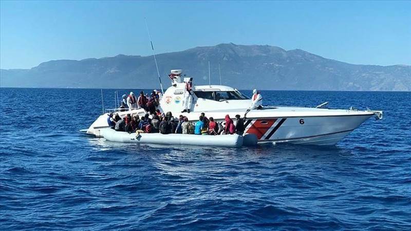 تركيا تنقذ 68 طالب لجوء أجبرتهم اليونان على العودة