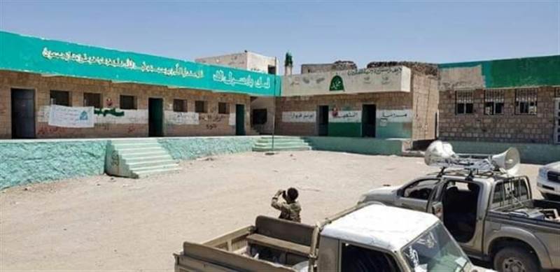 شهداء وجرحى بينهم أطفال جراء قصف  حوثي استهدف مدرسة في تعز
