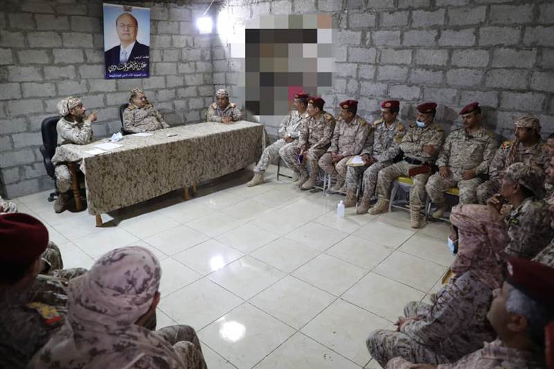 اجتماع عسكري بمأرب يؤكد العزم على استكمال تحرير اليمن من المشروع الإيراني