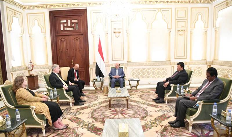 رئيس الجمهورية : شعبنا لن يقبل بنقل التجربة الايرانية الى اليمن