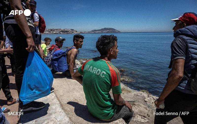 جمعية حقوقية مغربية تنتقد ترحيل لاجئين يمنيين من جيب سبتة الاسباني