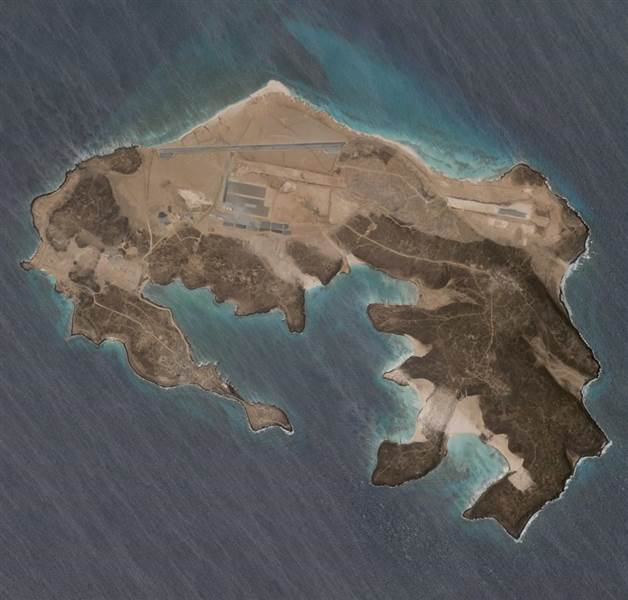 وكالة أمريكية: الإمارات تُنشئ قاعدة جوية ومدرج بطول 1.85 كيلو في جزيرة ميون(ترجمة خاصة)