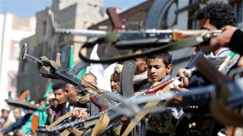 مليشيات الحوثي تواصل استهداف المراكز التجارية في صنعاء