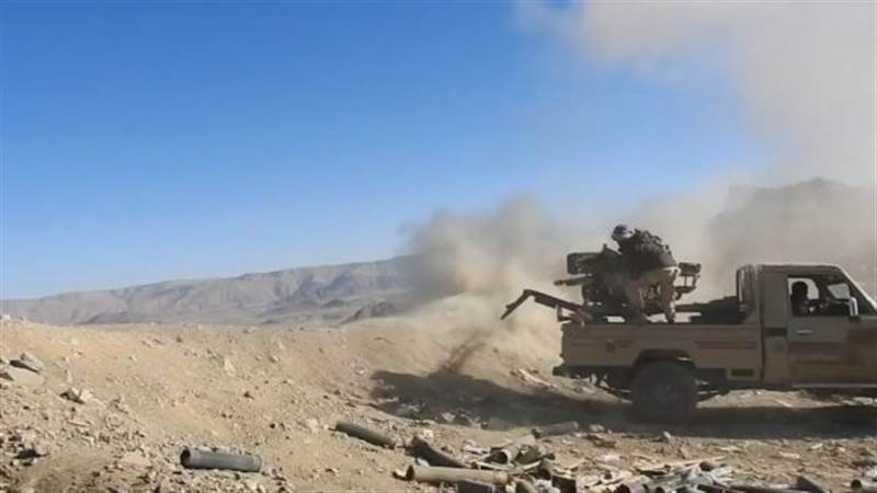 مقتل وإصابة عشرات الحوثيين وتدمير مخازن أسلحة في عملية للجيش الوطني بمأرب