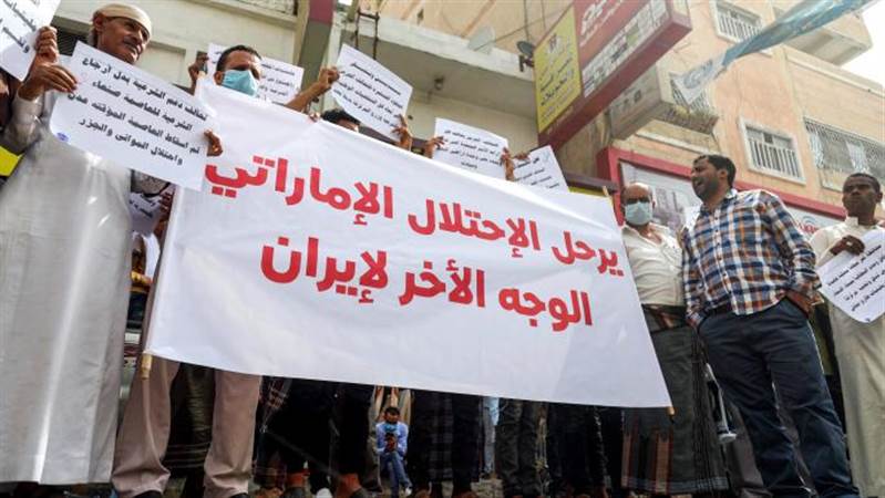 مسؤول حكومي:الإمارات تدفع بمرتزقة أجانب إلى محافظة سقطرى