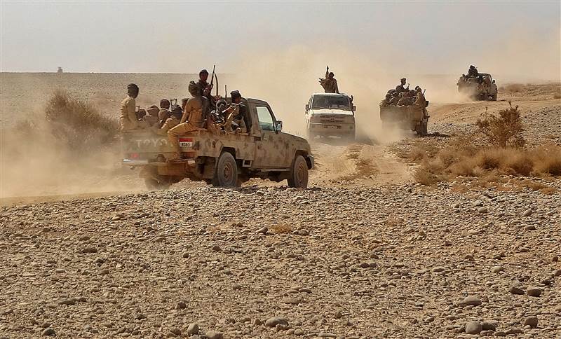 قوات الجيش تعلن إفشال هجوما حوثيا خطيرا على حدود مأرب - البيضاء