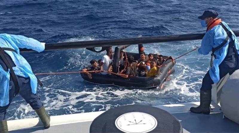 خفر السواحل التركية تنقذ 388 طالب لجوء أرغمتهم اليونان على العودة