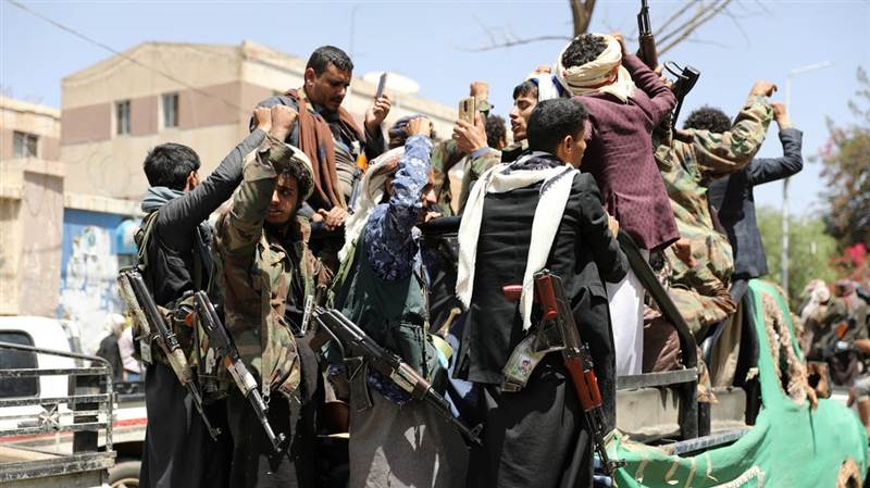 ميليشيات الحوثي ترتكب مجزرة بحق مئات الضباط في صنعاء (تفاصيل)