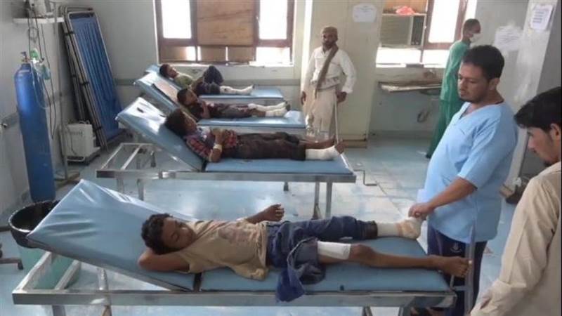 إصابة 17 مدنيا بانفجار لغم زرعته مليشيات الحوثي بمدينة الحديدة