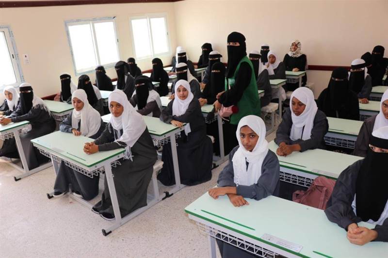 Ebyen kentinde okullar iki hafta tatil edildi