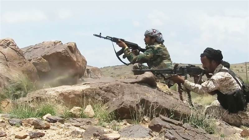 قوات الجيش تكبّد مليشيات الحوثي خسائر فادحة في الأرواح والعتاد غرب مأرب
