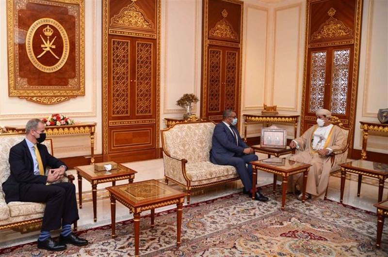 وزير شئون الشرق الأوسط البريطاني في مسقط من جديد لبحث الملف اليمني