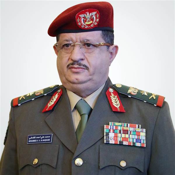 وزير الدفاع الفريق المقدشي: الحرب سجال والحروب بخواتيمها ونهاية الحوثي ستكون على أسوار مأرب