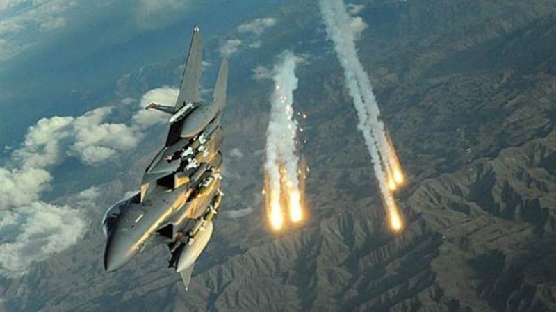 التحالف يدمر مخزنا للأسلحة في صنعاء وورش تجميع الصواريخ والطائرات بصعدة