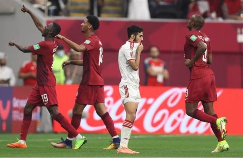 بخماسية نظيفة.. قطر تكبّد الامارات هزيمة قاسية وتصعد إلى نصف النهائي