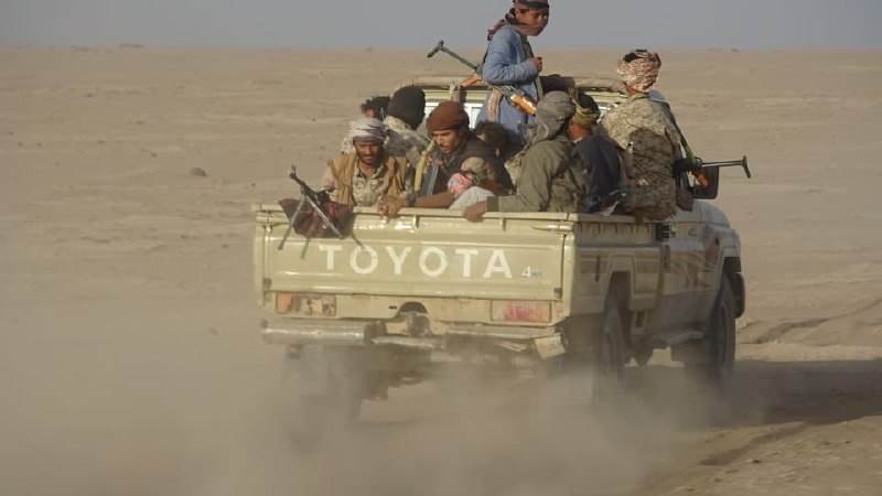 قوات الجيش تدحر مليشيات الحوثي من عدة مواقع غرب محافظة مارب