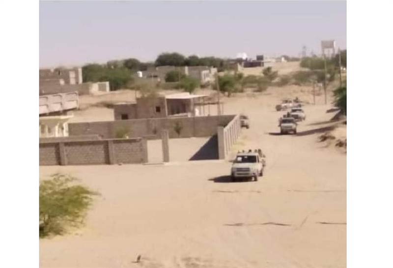 الجيش يسحق مليشيات الحوثي في حريب ويسيطر على مركز المديرية