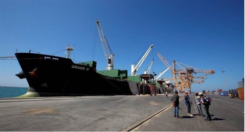 Hükümet, petrol gemilerinin insani nedenlerle Hudeyde Limanı’na girmesine izin verdi