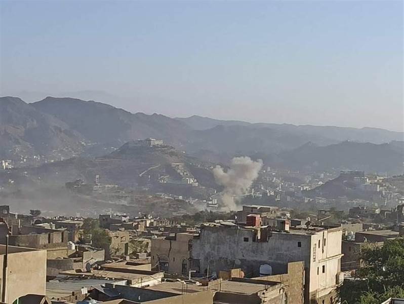 مليشيات الحوثي تجدد قصفها احياء مدينة تعز