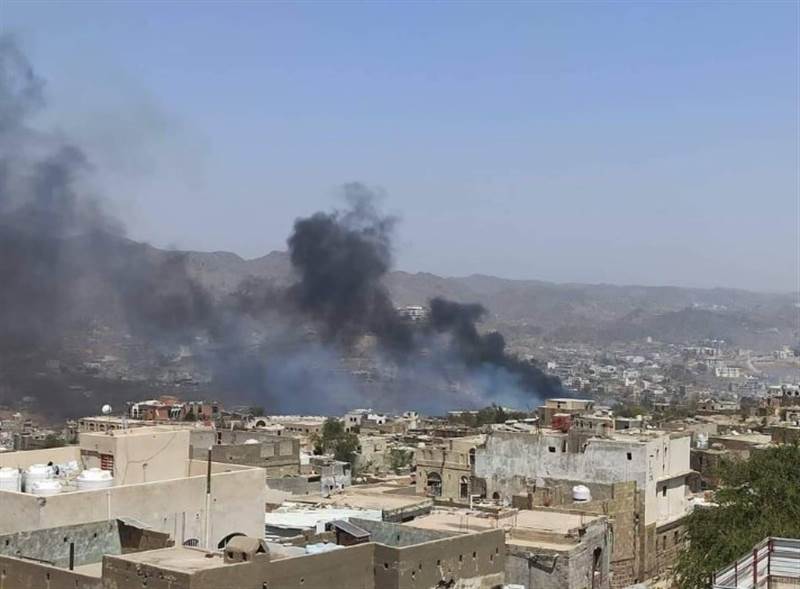 Husiler Taiz'in orta ve doğu mahallelerini bombaladı