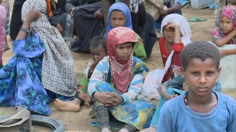 مليشيات الحوثي تهجّر 90 أسرة قسريا من مساكنها جنوبي الحديدة