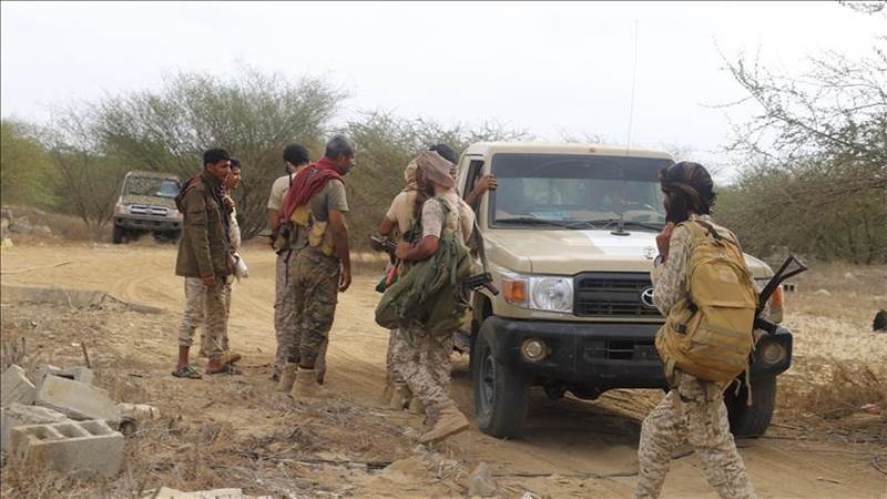 الجيش الوطني يتهم مليشيات الحوثي بخرق الهدنة في ساعاتها الأولى