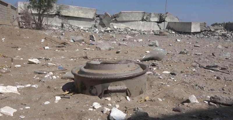 مقتل وإصابة 8 مواطنين بينهم طفل بانفجار لغم حوثي بمحافظة الحديدة