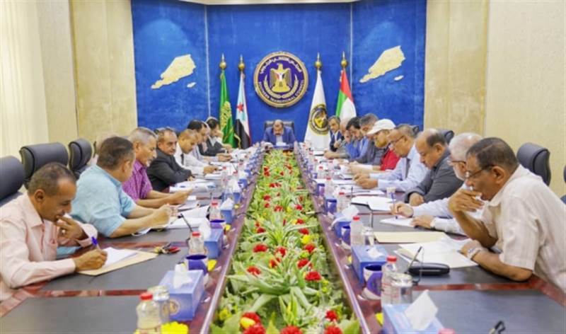 غداة تعيين رئيسه عضوا في مجلس القيادة الرئاسي.. الانتقالي يعلن تمسكه بالانفصال