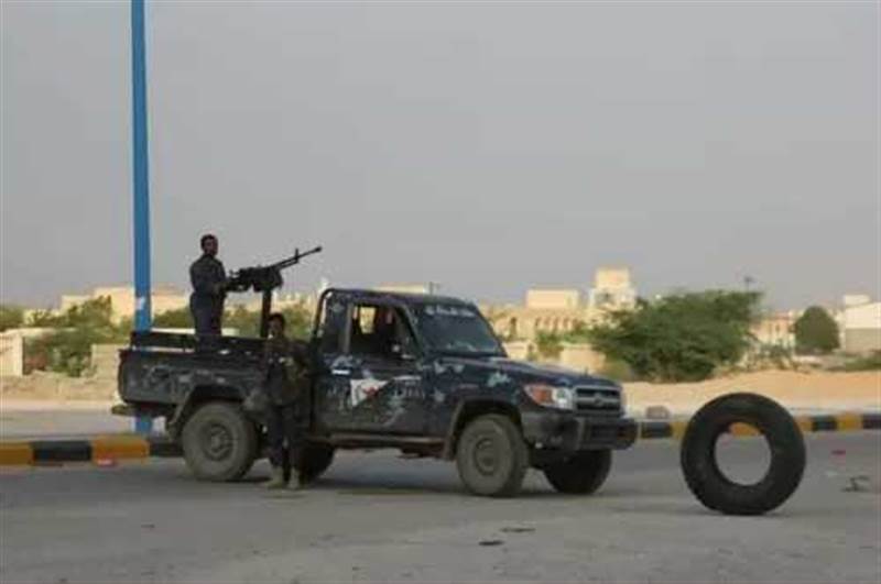 اللجنة الأمنية في شبوة ترفع الجهازية الأمنية لمواجهة أي تحركات مشبوهة