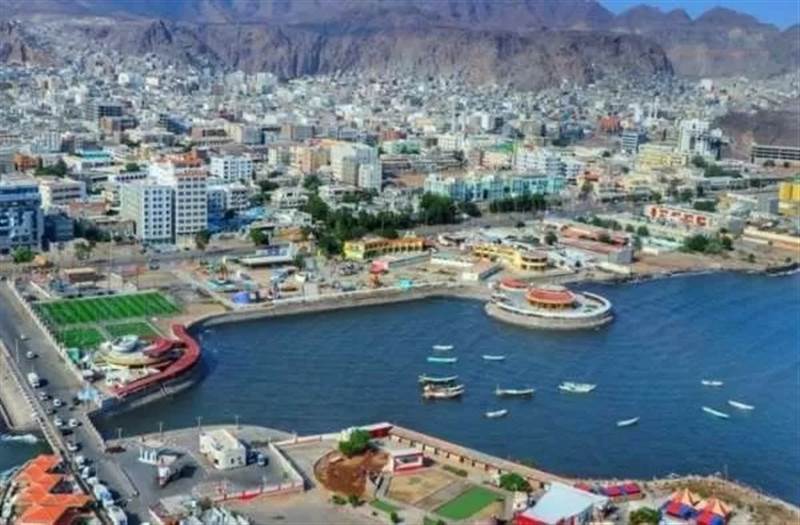 وصول الرئيس العليمي إلى البرلمان لأداء اليمين الدستورية