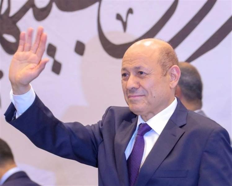 في كلمته عقب أداء اليمين الدستورية.. العليمي: استعادة الدولة وإنهاء انقلاب الحوثيين هو الأساس الثابت للسلام (نص الكلمة)