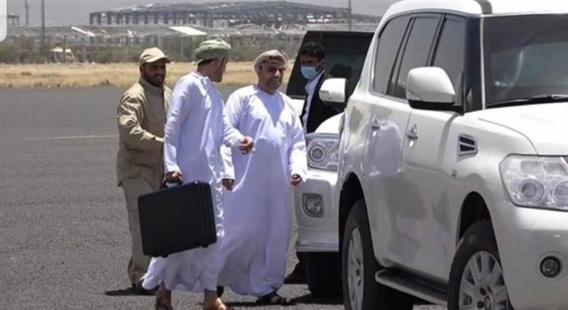 هو الثاني من نوعه في غضون أشهر .. وفد عُماني رفيع يصل إلى العاصمة صنعاء