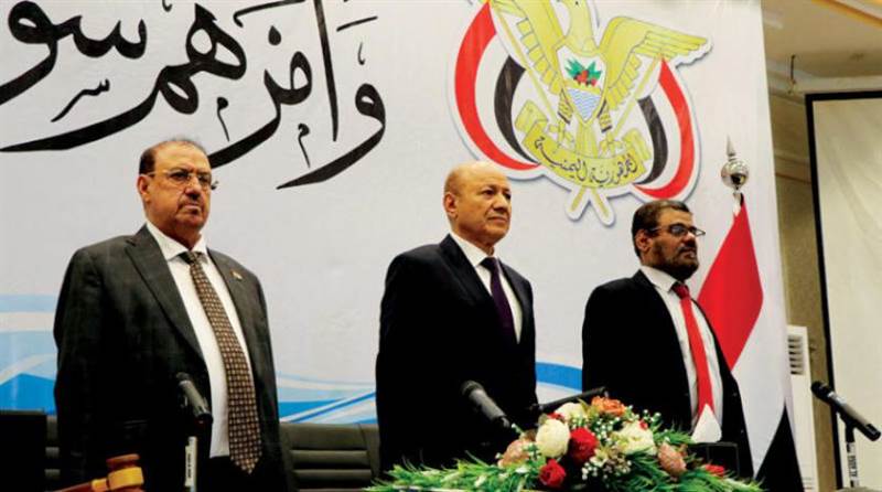 المجلس الرئاسي يجدد آمال اليمنيين في تحسين المستوى المعيشي وعودة مؤسسات الدولة