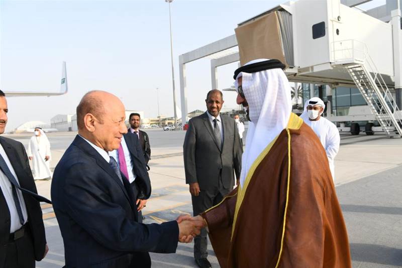 رئيس وأعضاء مجلس القيادة الرئاسي يصلون الى العاصمة الإماراتية ابوظبي