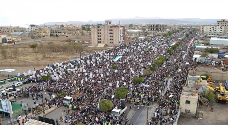 Yemen’in başkenti Sana’da binlerce kişi Kudüs için yürüdü