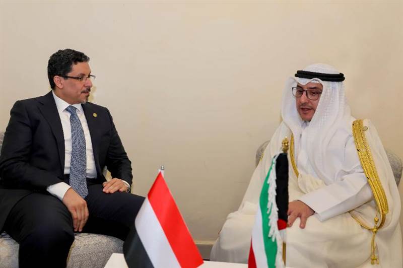 الكويت تجدد دعمها الكامل للمجلس الرئاسي وخطواته نحو تطبيع الأوضاع وإعادة بناء مؤسسات الدولة