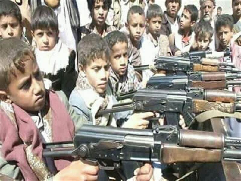 الحكومة اليمنية تدعو المجتمع الدولي لإجبار الحوثيين على وقف تجنيد الأطفال