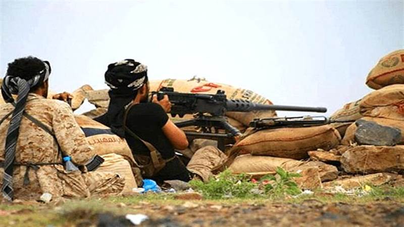 اندلاع اشتباكات عنيفة بين الجيش ومليشيا الحوثي في تعز