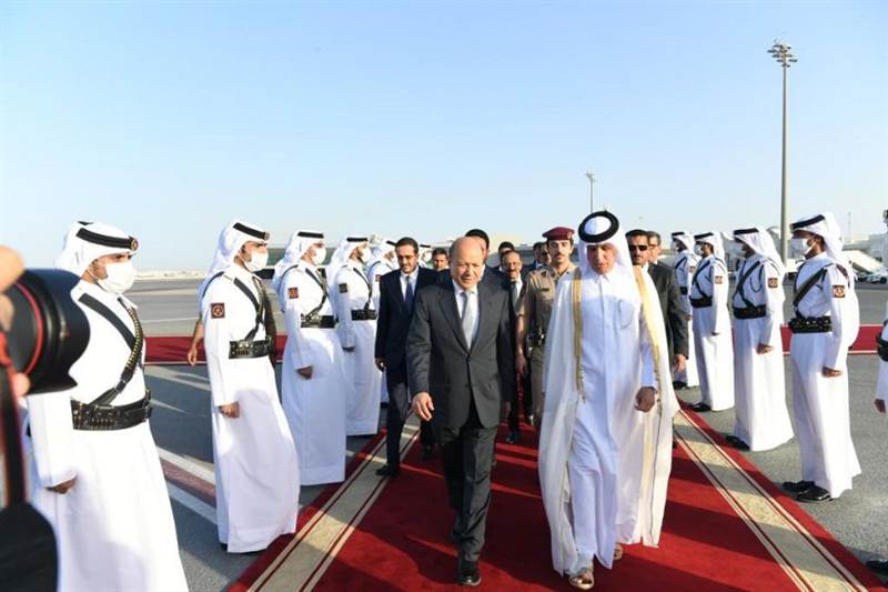 الرئيس العلمي يصل الرياض قادما من الدوحة