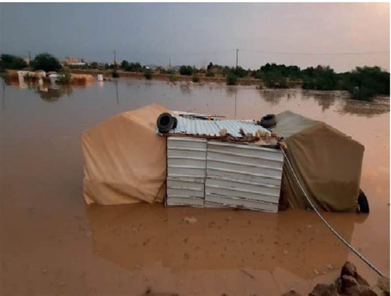 إحصائية رسمة تكشف تضرر اكثر من 2000 مأوى للنازحين بفعل الامطار بمحافظة مأرب