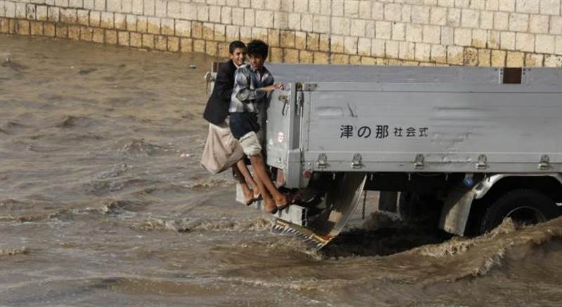 Yemen'de aşırı yağış ve  sel 24 saat içinde 15 kişiyi öldürdü