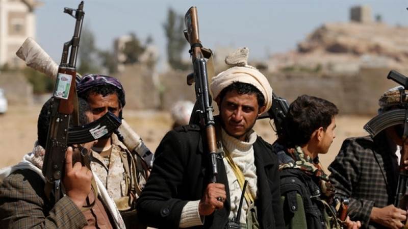 الحوثيون يجبرون وكلاء المدارس الحكومية على حضور دورات طائفية بصنعاء