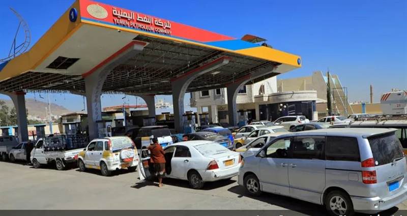 Husi milisleri, kontrol bölgelerindeki benzin istasyonlarının mazot satışını engelliyor