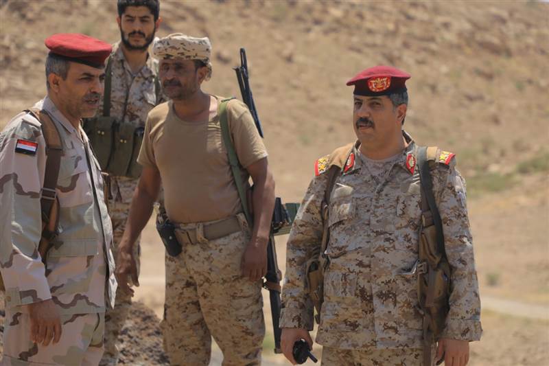 قائد اللواء 55 "العميد الحميدي": المليشيا الحوثية لم تلتزم بالهدنة وأيدينا على الزناد