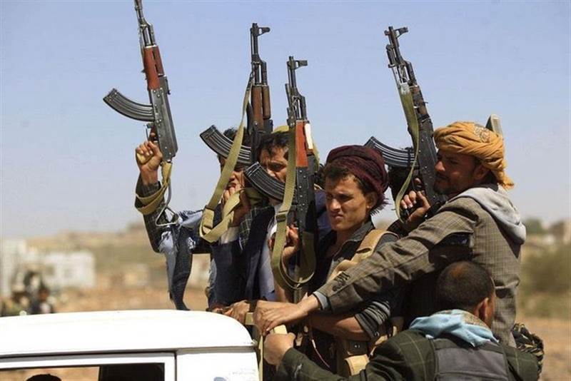 مأرب.. مليشيات الحوثي تدفع بتعزيزات جديدة إلى الجبهة الجنوبية