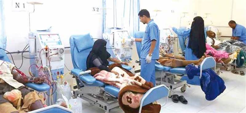 منها 92 حالة قتل.. شبكة حقوقية توثق أكثر من 5 ألف انتهاك حوثي في القطاع الصحي باليمن