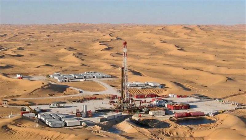 في تطور خطير.. شركات نفطية تهدد بالمغادرة حال استمر إيقاف تصدير النفط بسبب تهديد المليشيات