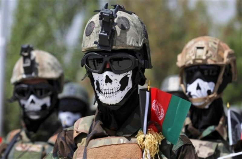 مسؤولون أفغان يكشف قيام إيران بتجنيد قوات أفغانية كمرتزقة للقتال مع الحوثيين في اليمن
